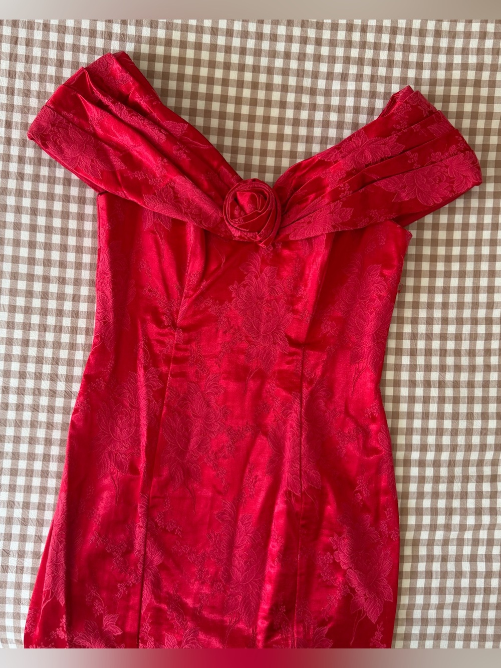 Steppin Out ‘90s Vintage Prom Style Off The Shoulder Mini Dress Bright Red